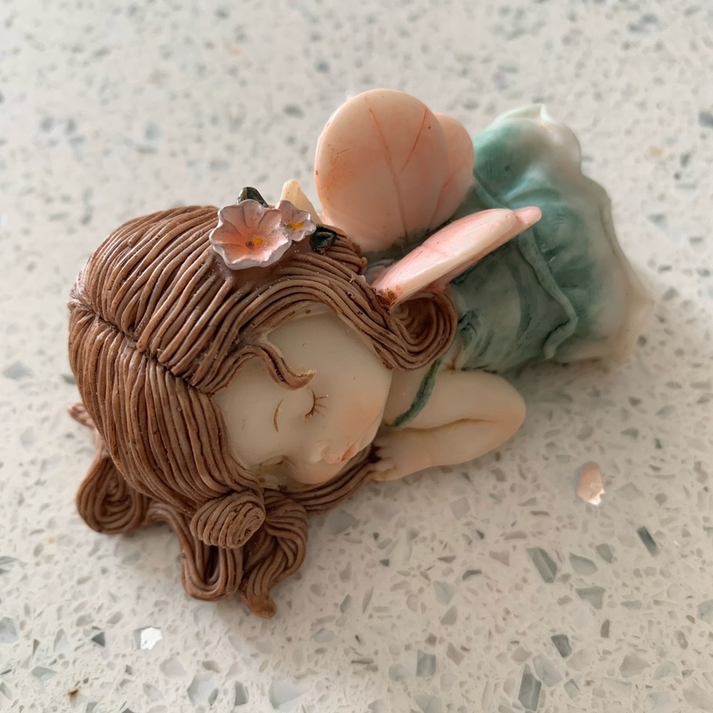 Garden baby girl fairy figurine for garden and home decor